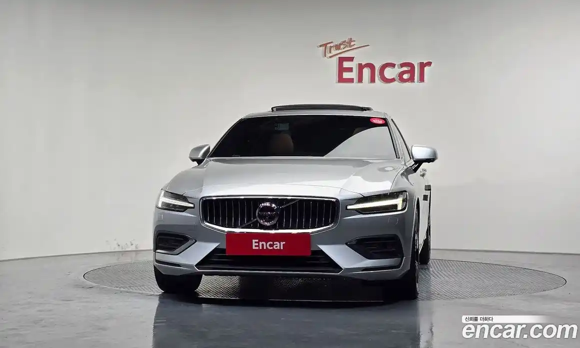 Volvo S60 2021 2.0 гидро в Москве № 1691523, фото 3