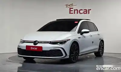 Volkswagen Golf, 2024