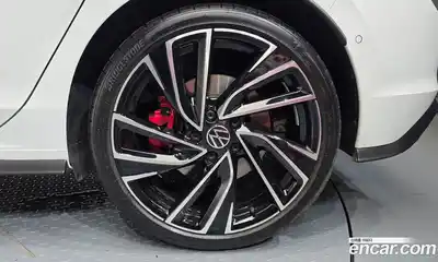 Volkswagen Golf 2024 2.0 гидро в Москве № 1693136, миниатюра 7