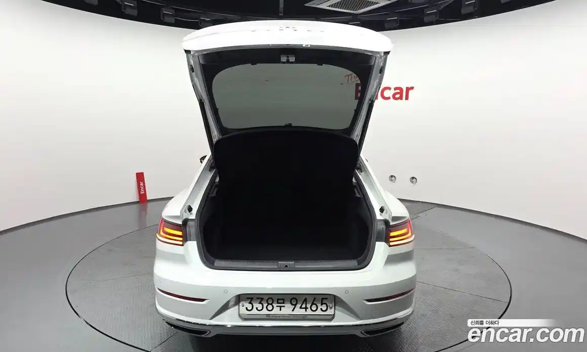Volkswagen Arteon 2019 2.0 гидро в Москве № 1693314, фото 26