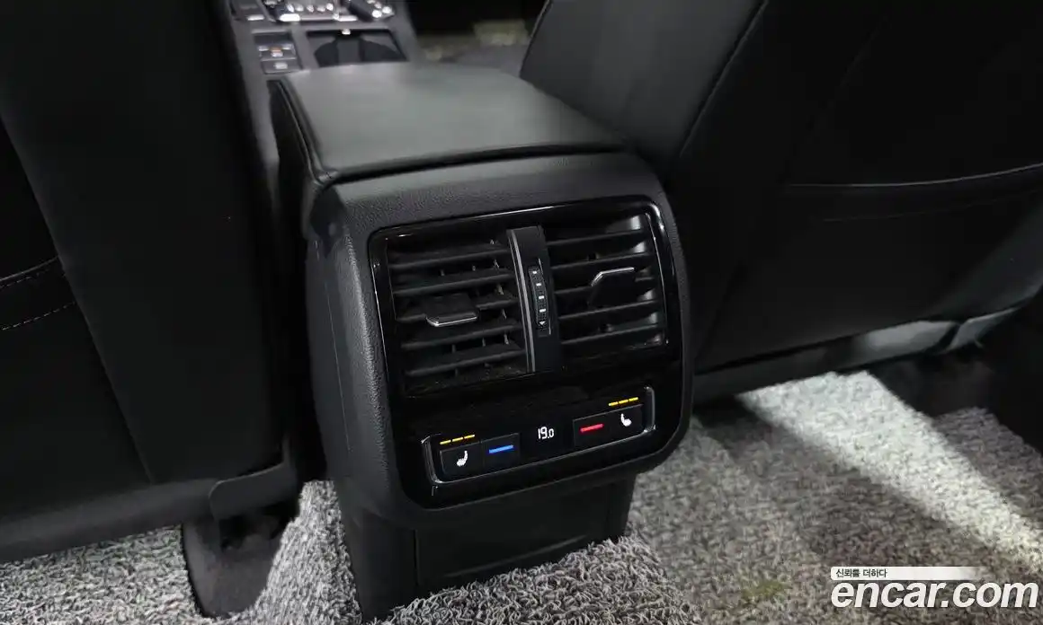 Volkswagen Arteon 2019 2.0 гидро в Москве № 1693314, фото 35