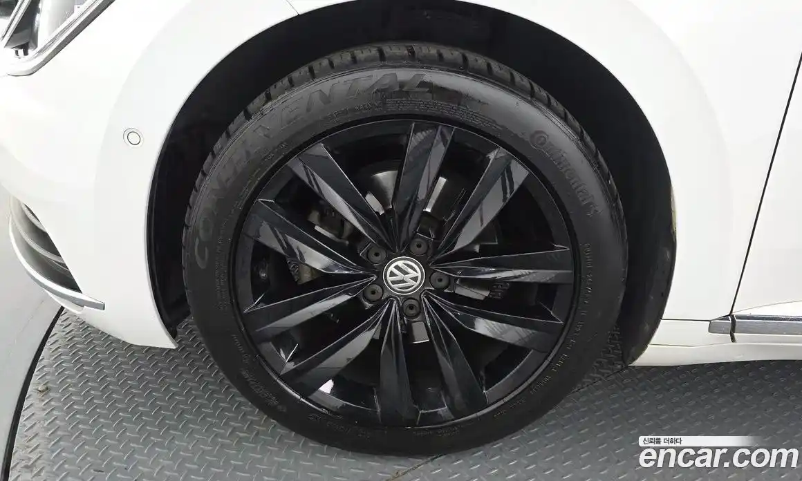 Volkswagen Arteon 2019 2.0 гидро в Москве № 1693314, фото 5
