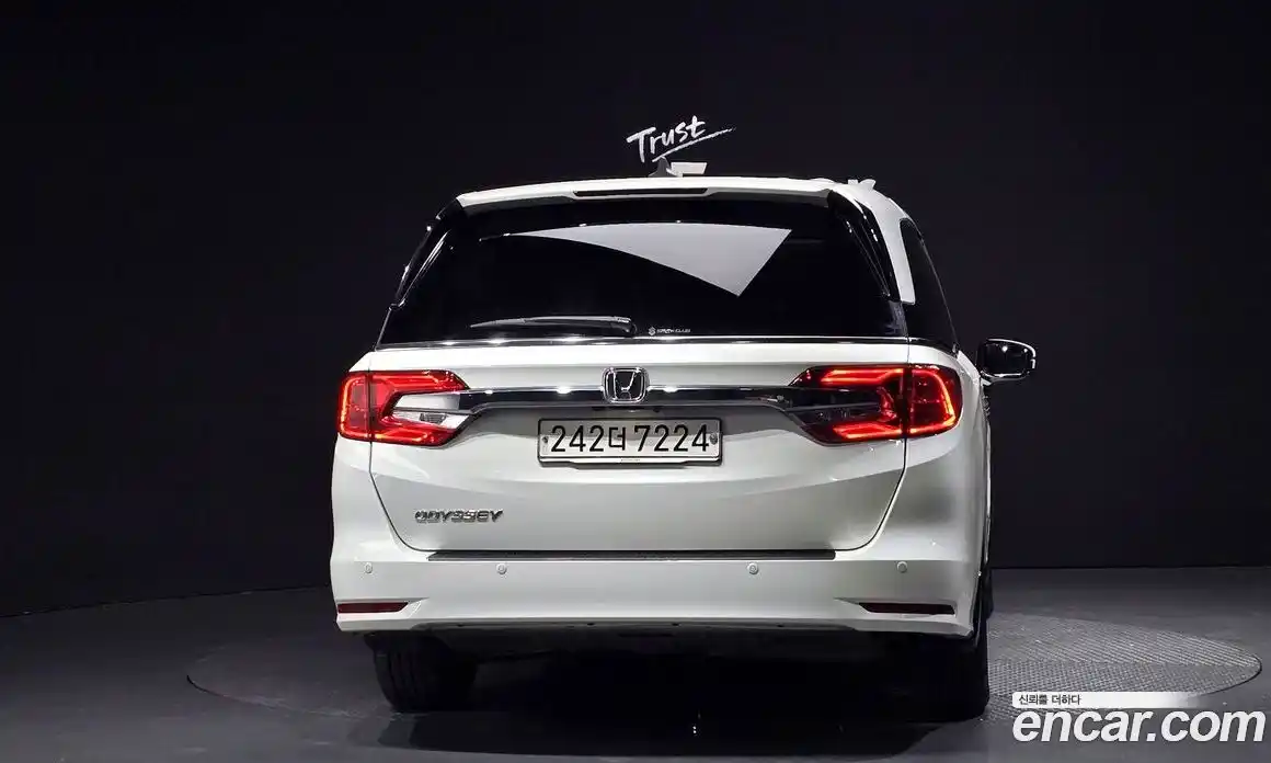 Honda Odyssey 2019 3.5 гидро в Москве № 170600, фото 4