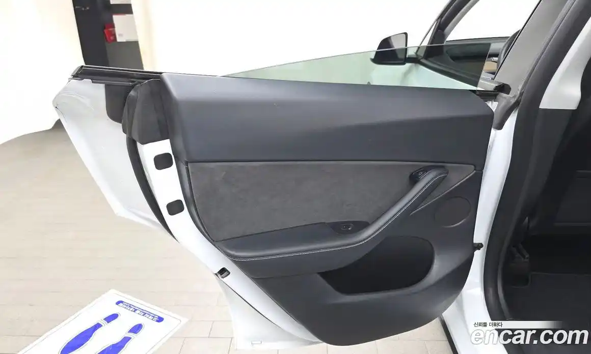 Tesla Model Y 2022 0.2 гидро, фото 15
