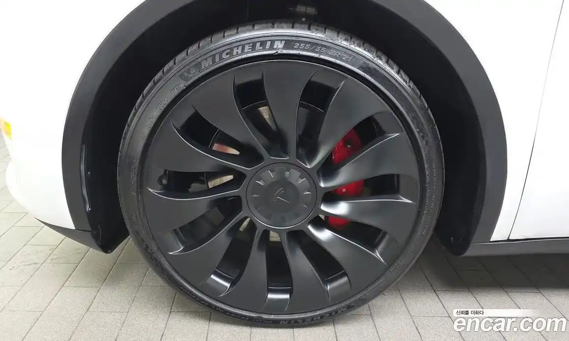 Tesla Model Y 2022 0.2 гидро, фото 5