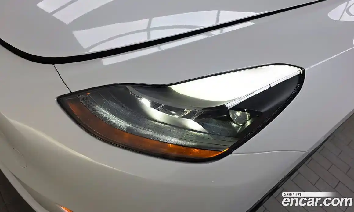 Tesla Model Y 2022 0.2 гидро, фото 8