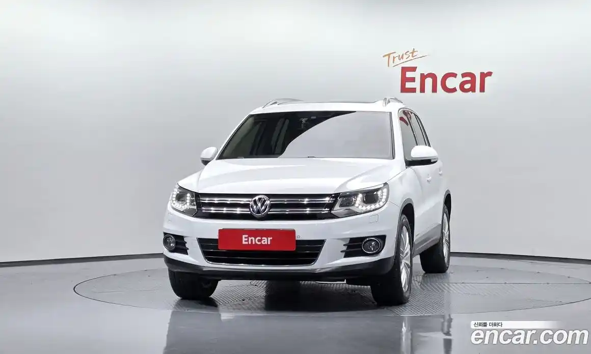 Volkswagen Tiguan 2014 2.0 гидро в Москве № 1765276, фото 3
