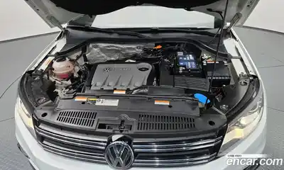 Volkswagen Tiguan 2014 2.0 гидро в Москве № 1765276, миниатюра 6