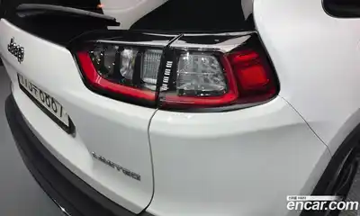 Jeep Cherokee 2021 2.4 гидро в Москве № 1765870, миниатюра 9