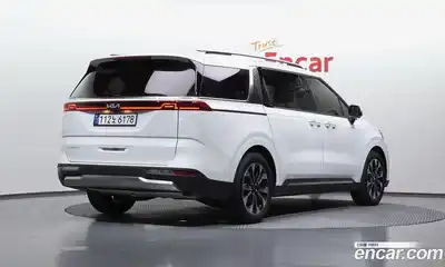 Kia Canival 2023 3.5 гидро в Москве № 1831995, миниатюра 2