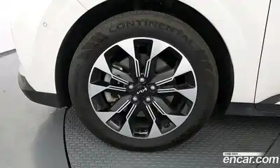 Kia Canival 2023 3.5 гидро в Москве № 1831995, миниатюра 5