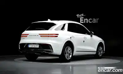 Genesis GV70 2024 2.5 гидро в Москве № 1832156, миниатюра 2