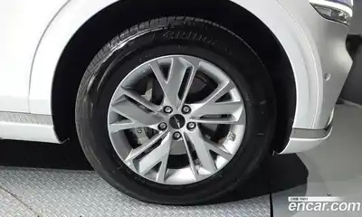 Genesis GV70 2024 2.5 гидро в Москве № 1832156, миниатюра 7