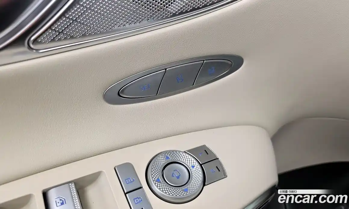 Genesis GV70 2023 2.5 гидро в Москве № 1832168, фото 30