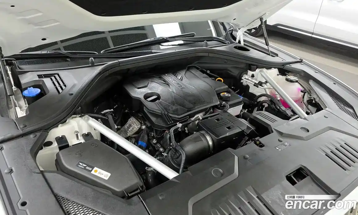 Genesis GV70 2023 2.5 гидро в Москве № 1832168, фото 6