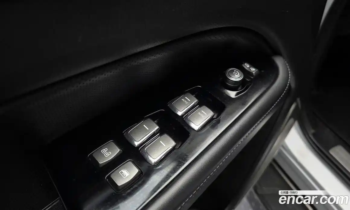 SsangYong Rexton 2018 2.2 гидро в Москве № 1833096, фото 24