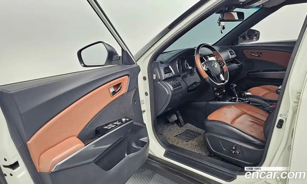 SsangYong TIBOLI 2018 1.6 гидро в Москве № 1833119, фото 10