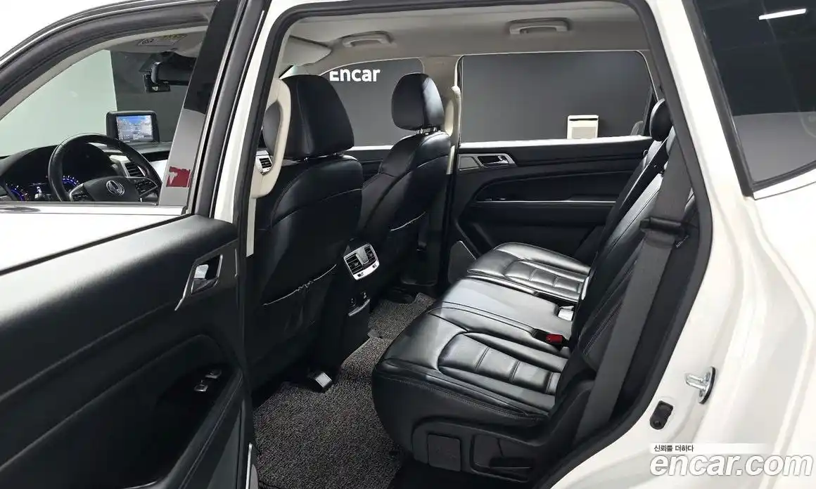 SsangYong Rexton 2017 2.2 гидро в Москве № 1833300, фото 12