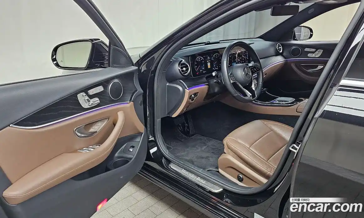 Mercedes-Benz E-Class 2023 2.0 гидро в Москве № 1833928, фото 13
