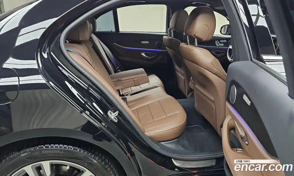 Mercedes-Benz E-Class 2023 2.0 гидро в Москве № 1833928, фото 18