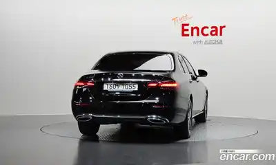Mercedes-Benz E-Class 2023 2.0 гидро в Москве № 1833928, миниатюра 4