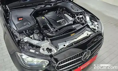 Mercedes-Benz E-Class 2023 2.0 гидро в Москве № 1833928, миниатюра 6