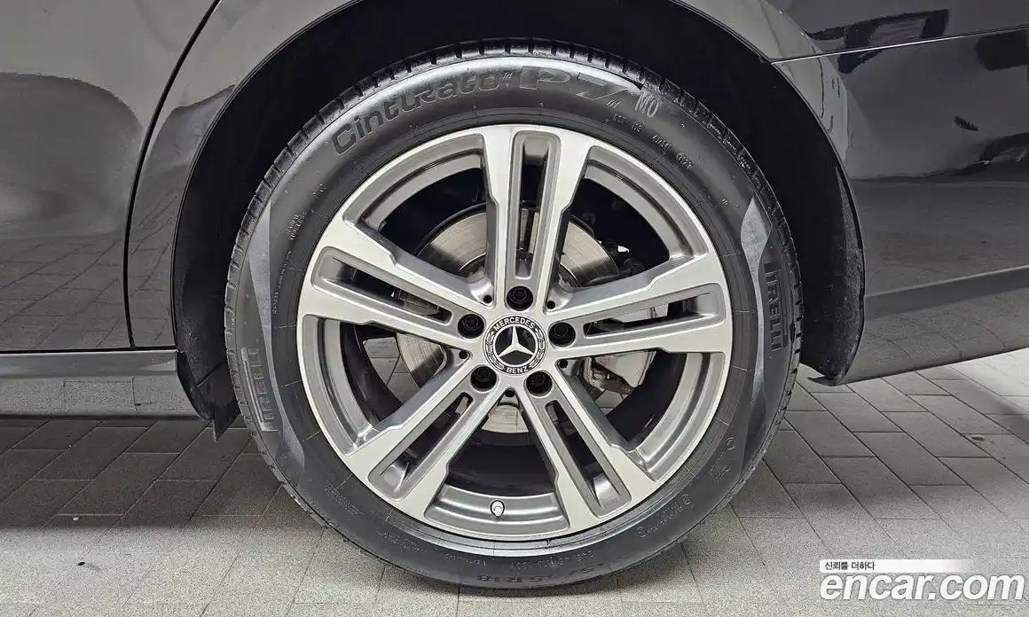 Mercedes-Benz E-Class 2023 2.0 гидро в Москве № 1833928, фото 7