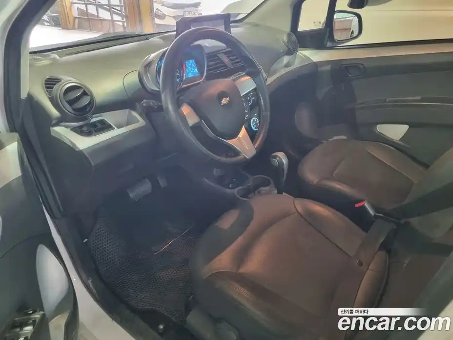 Chevrolet Spark 2015 1.0 гидро в Москве № 1834347, фото 5