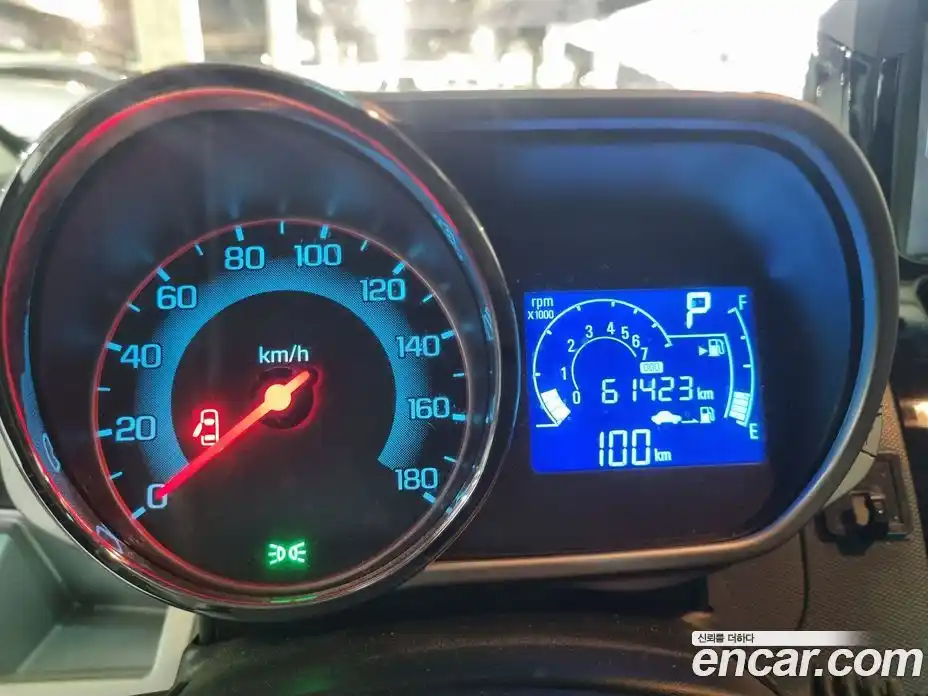 Chevrolet Spark 2015 1.0 гидро в Москве № 1834347, фото 6