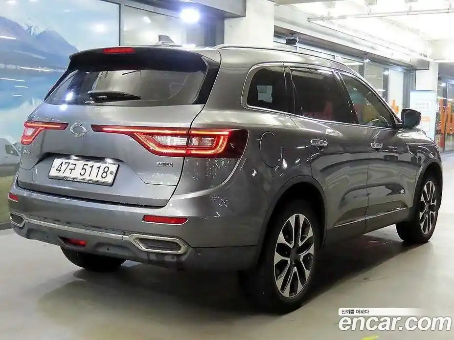 Renault QM6 2017 2.0 гидро в Москве № 1835091, фото 4