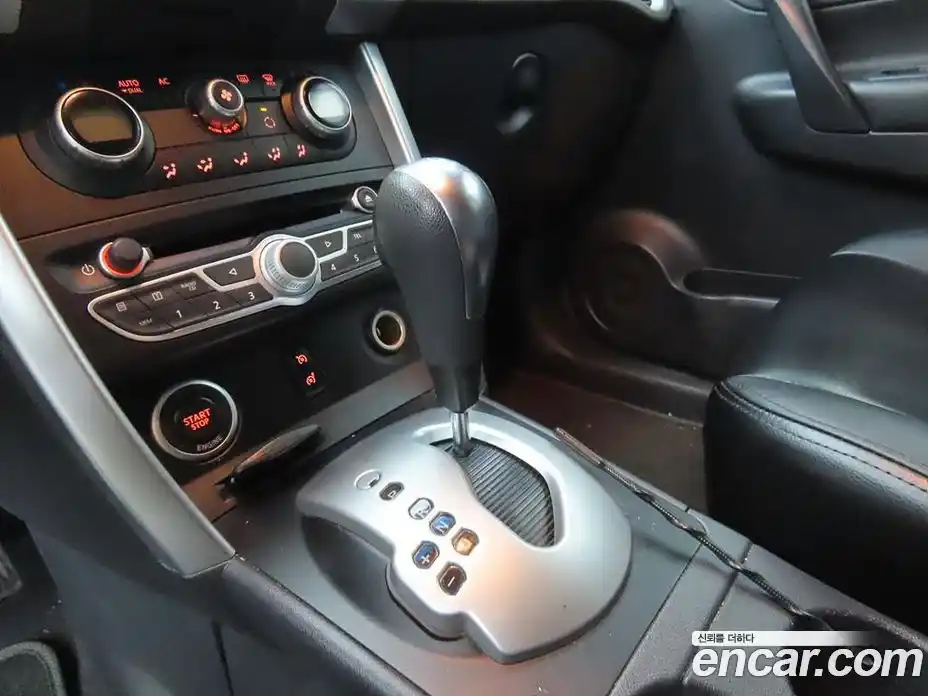 Renault QM5 2011 2.5 гидро в Москве № 1835227, фото 11