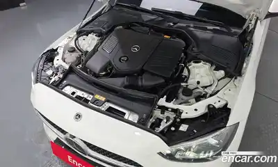 Mercedes-Benz C-Class 2023 2.0 гидро в Москве № 1836120, миниатюра 6