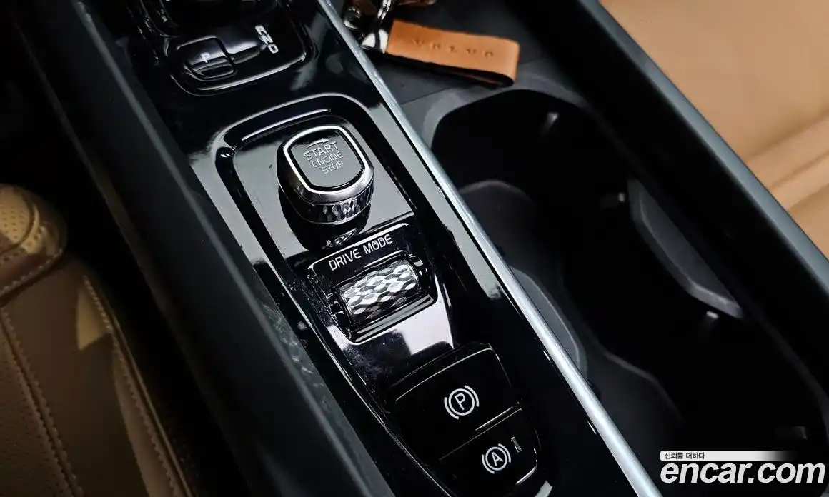 Volvo XC60 2021 2.0 гидро в Москве № 1836824, фото 30