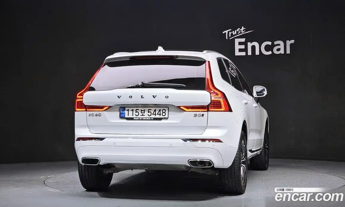 Volvo XC60 2021 2.0 гидро в Москве № 1836824, фото 4