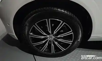Volvo XC60 2021 2.0 гидро в Москве № 1836824, миниатюра 5