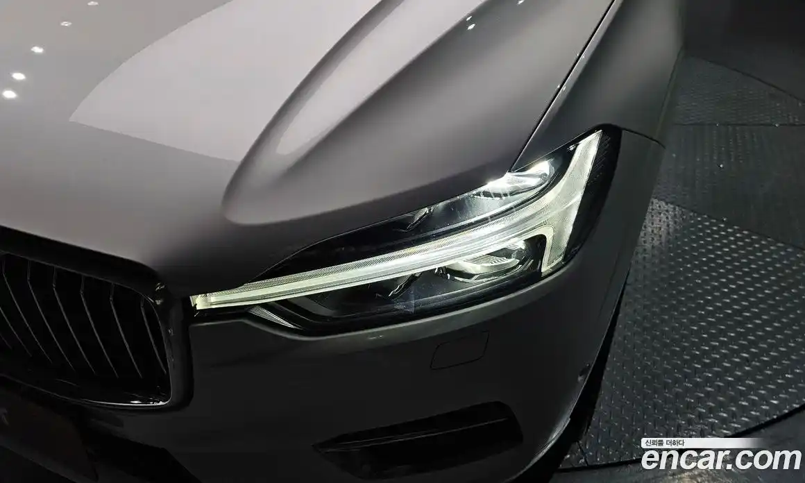 Volvo XC60 2021 2.0 гидро в Москве № 1836824, фото 8