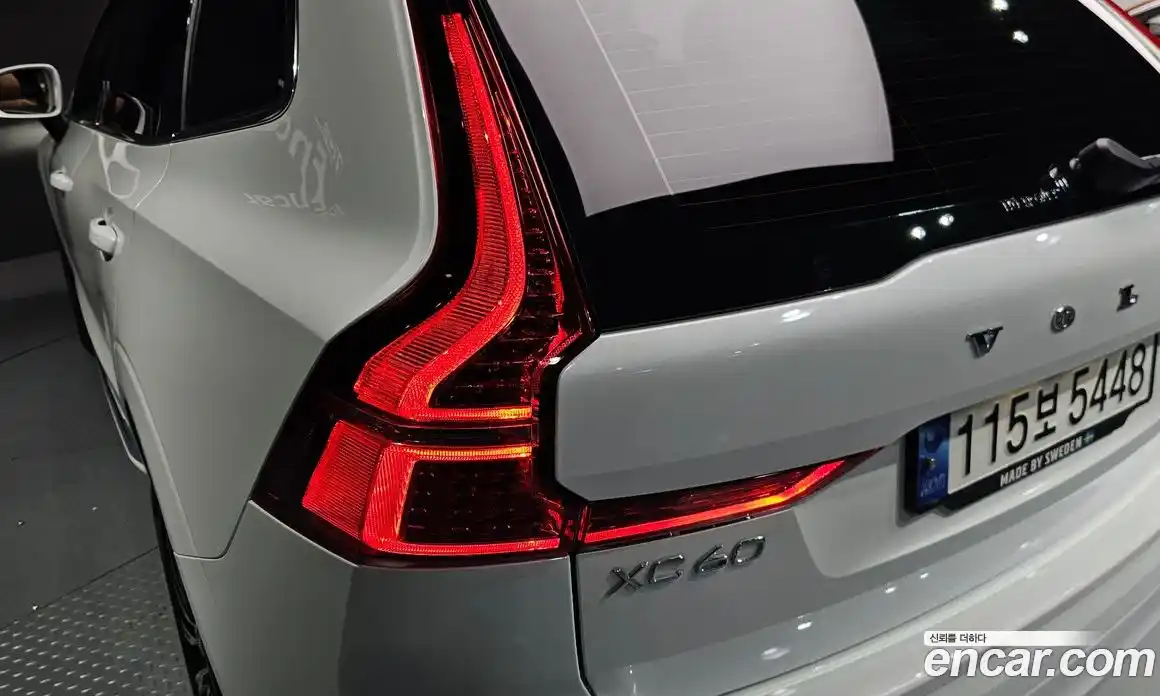 Volvo XC60 2021 2.0 гидро в Москве № 1836824, фото 9