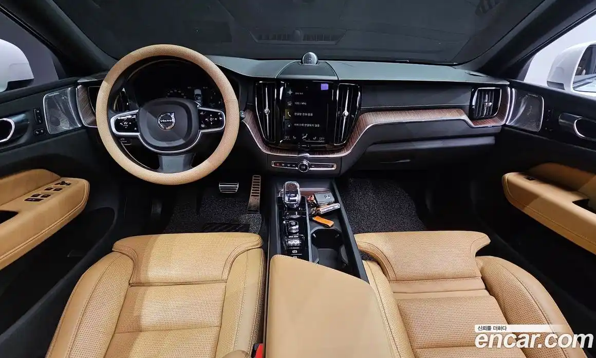 Volvo XC60 2021 2.0 гидро в Москве № 1836824, фото 10