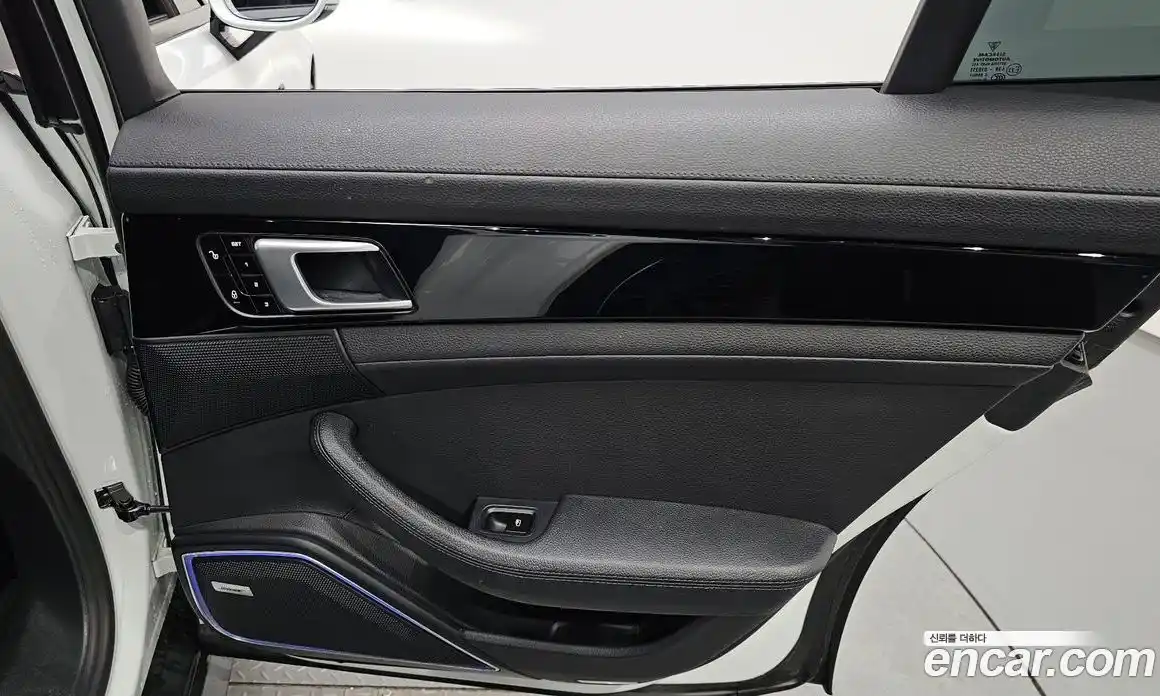 Porsche Panamera 2018 3.0 гидро в Москве № 1837106, фото 14