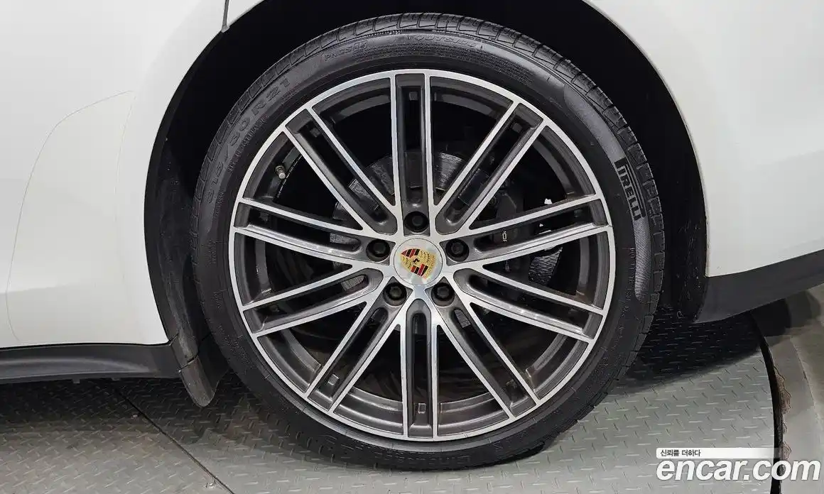 Porsche Panamera 2018 3.0 гидро в Москве № 1837106, фото 6