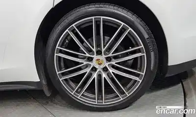 Porsche Panamera 2018 3.0 гидро в Москве № 1837106, миниатюра 6