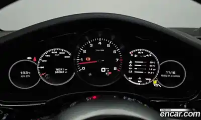 Porsche Panamera 2018 3.0 гидро в Москве № 1837106, миниатюра 10
