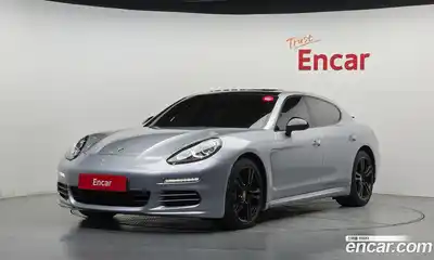 Porsche Panamera, 2015