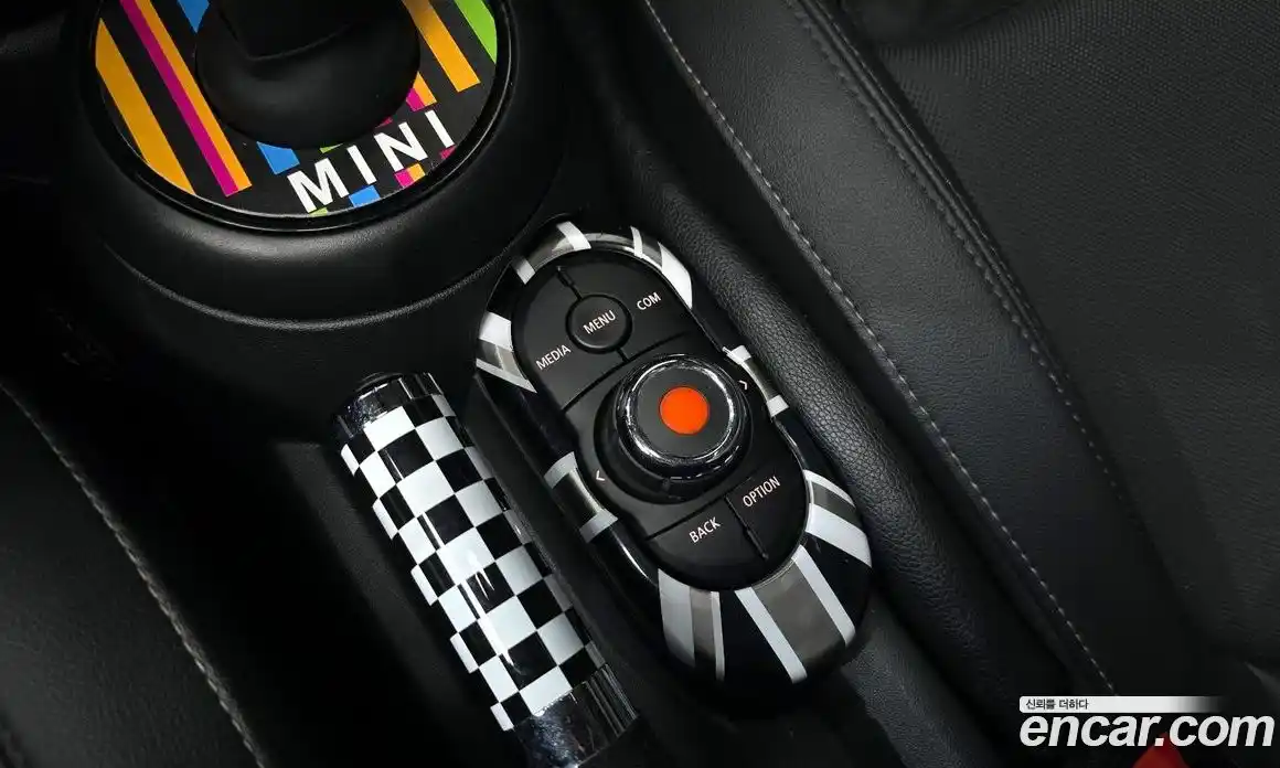 Mini Cooper 2021 2.0 гидро в Москве № 1837577, фото 27