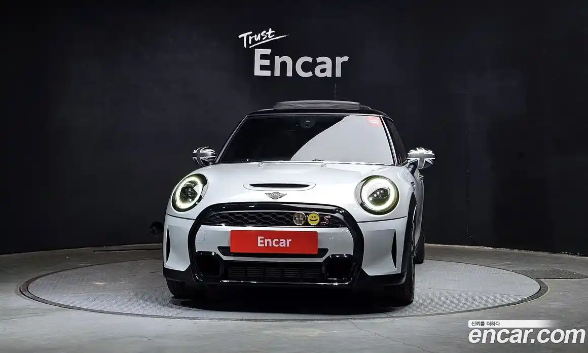 Mini Cooper 2021 2.0 гидро в Москве № 1837577, фото 3