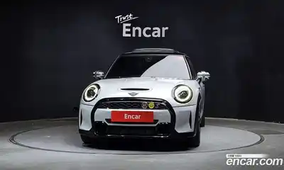 Mini Cooper 2021 2.0 гидро в Москве № 1837577, миниатюра 3