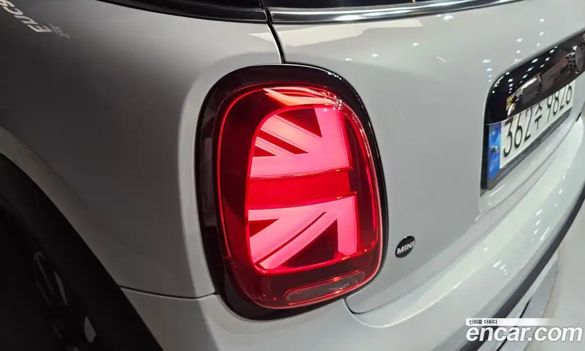 Mini Cooper 2021 2.0 гидро в Москве № 1837577, фото 9
