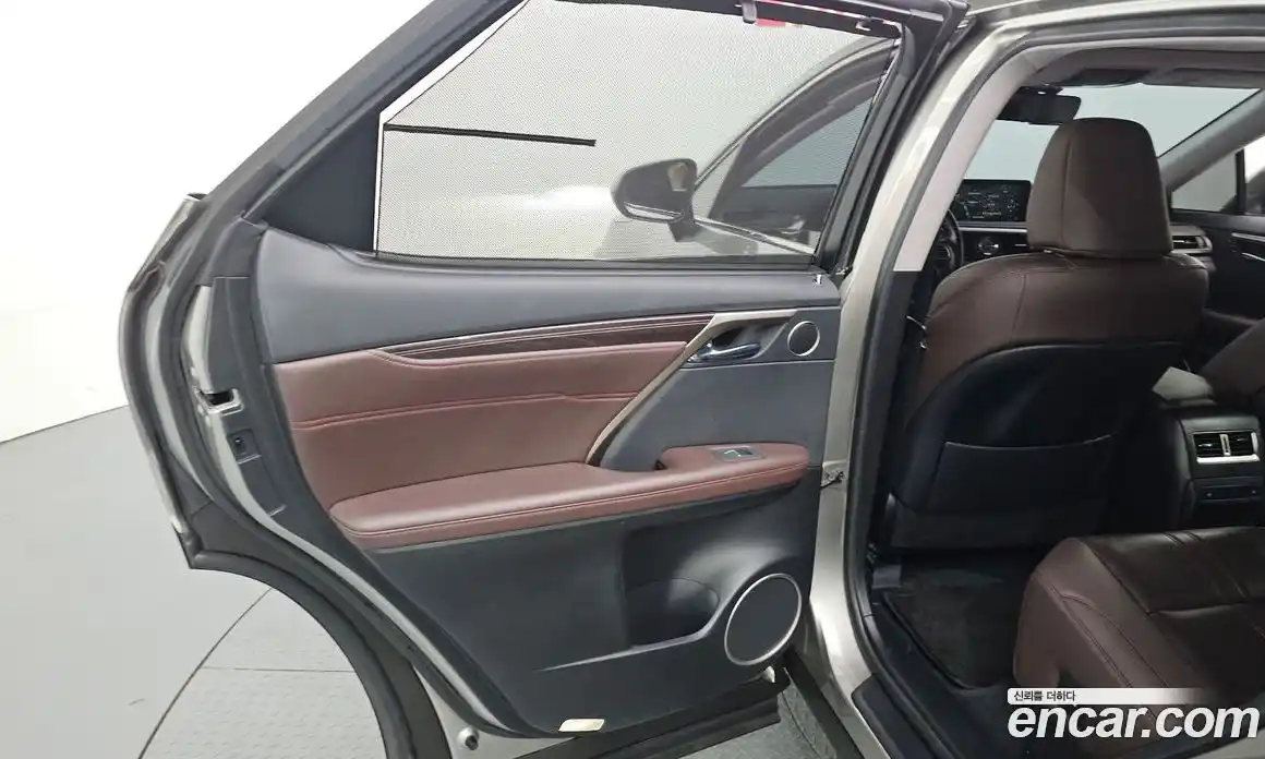 Lexus RX 2022 3.5 гидро в Москве № 1837942, фото 15