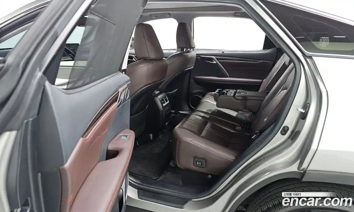 Lexus RX 2022 3.5 гидро в Москве № 1837942, фото 25