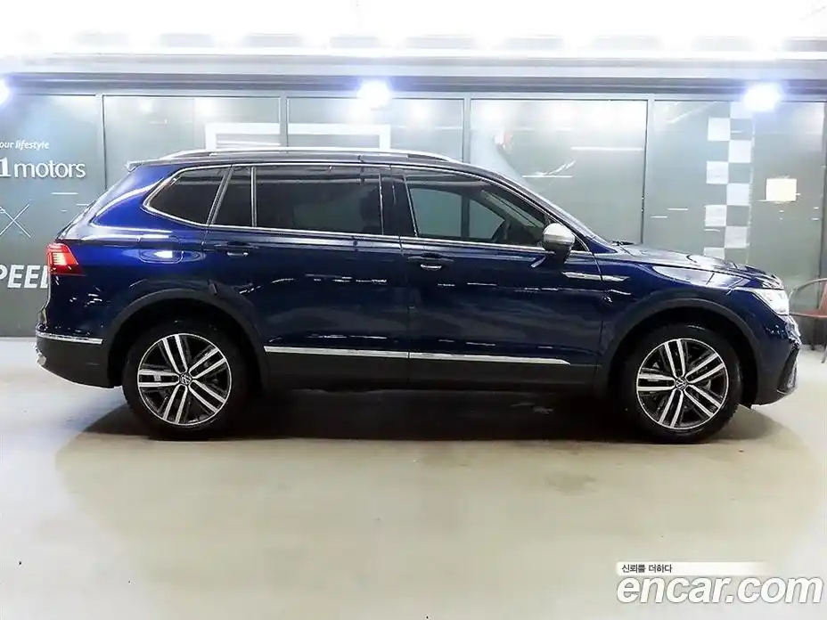 Volkswagen Tiguan 2023 2.0 гидро в Москве № 1838251, фото 3